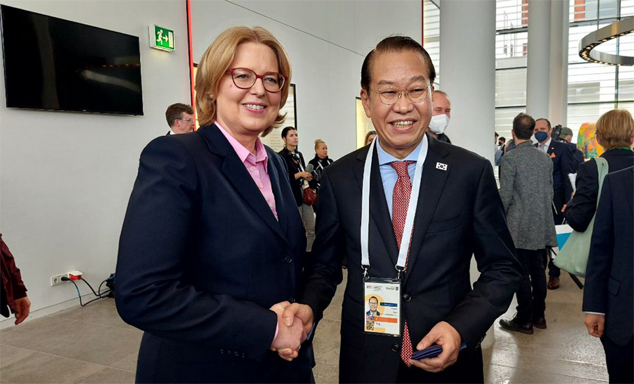 Minister Kwon Youngse visits Germany (October 2–5)