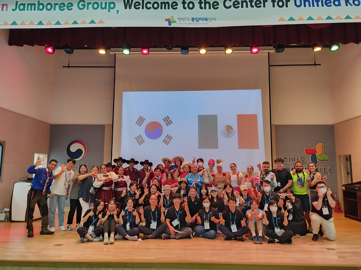 The Center for Unified Korean Future accommodates Mexican scouts participating in the 25th World Scout Jamboree-2023 SaeManGeum